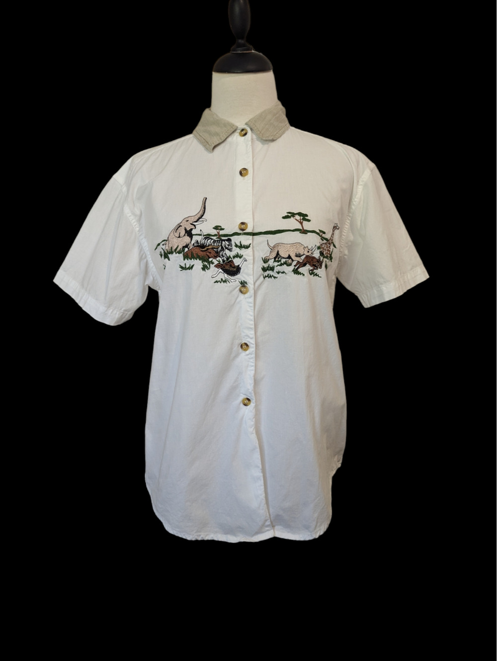 Vintage Victoria Jones Embroidered Safari Animals White Button Up Shirt Size PL